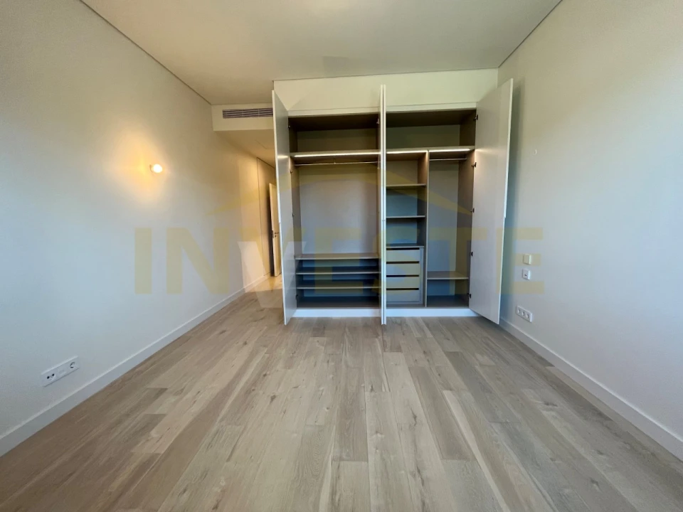 Apartamento T2 para Venda em Cascais e Estoril Foto 13
