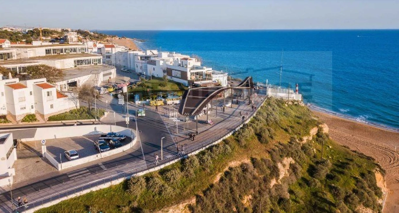 Prédio para Venda em Albufeira e Olhos de Água Foto 6