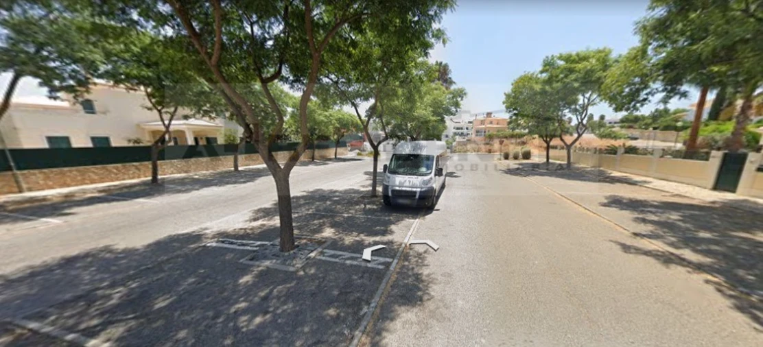 Prédio para Venda em Albufeira e Olhos de Água Foto 3