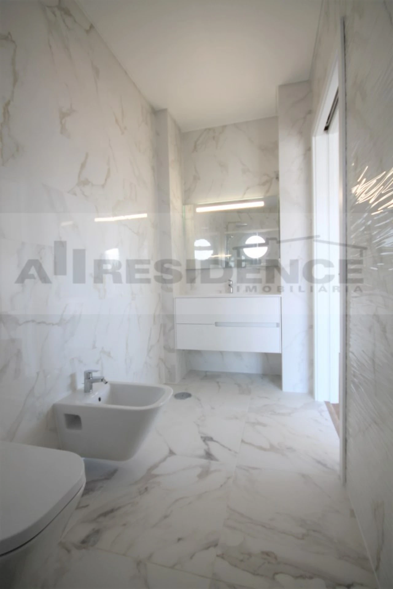Apartamento T3 para Venda em Albufeira e Olhos de Água Foto 14