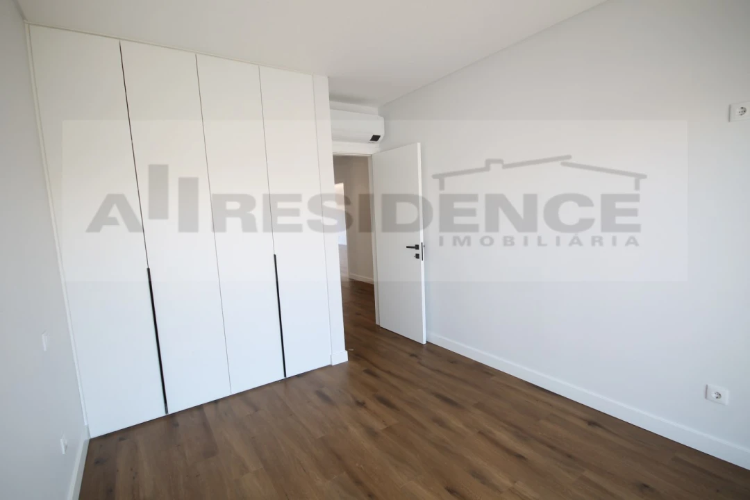 Apartamento T3 para Venda em Albufeira e Olhos de Água Foto 17