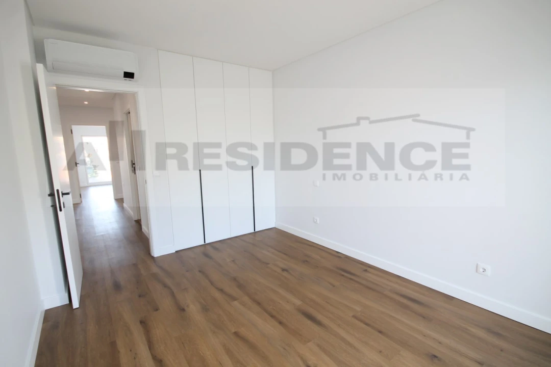 Apartamento T3 para Venda em Albufeira e Olhos de Água Foto 25