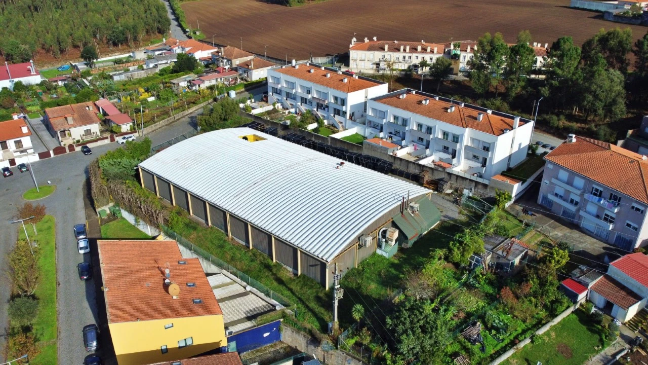 Armazém para Venda em Gião Foto 5