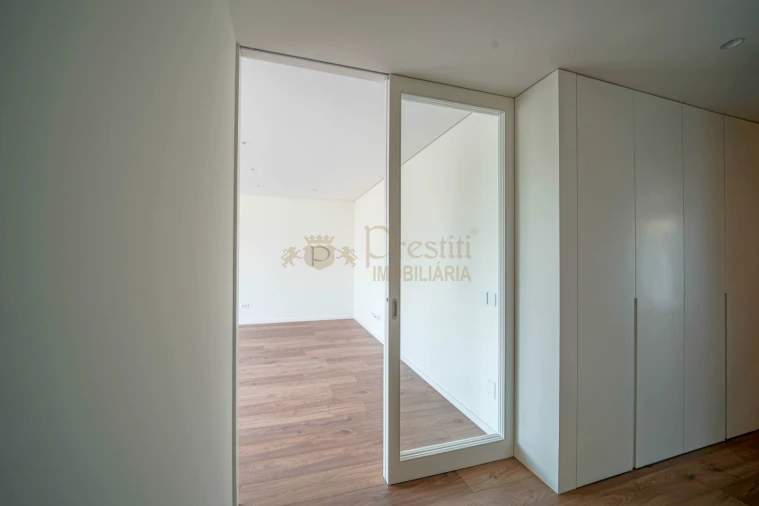 Apartamento T2 para Venda em Azurem Foto 4