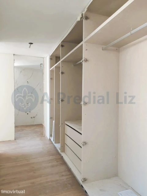 Apartamento T2 para Venda em Mafamude e Vilar do Paraíso