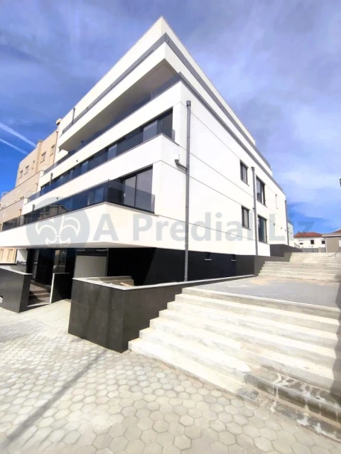 Apartamento T2 para Venda em Mafamude e Vilar do Paraíso