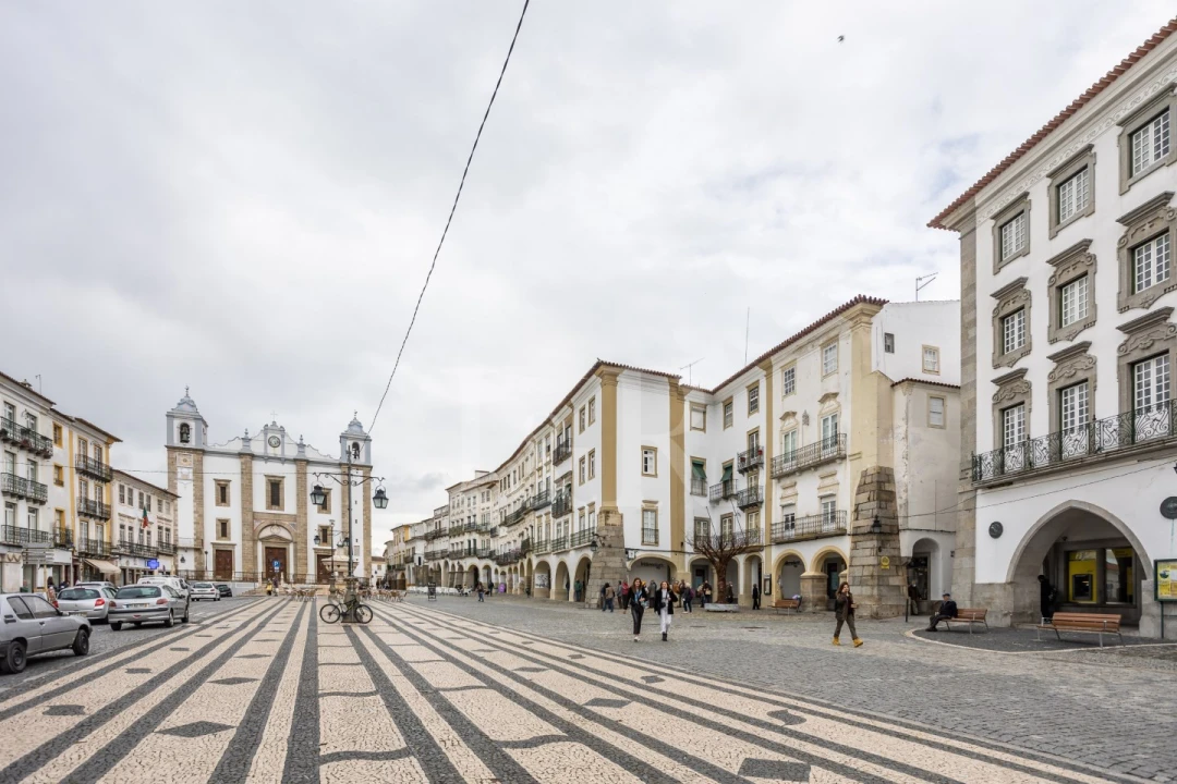 Prédio para Venda em Évora (São Mamede, Sé, São Pedro e Santo Antão) Foto 28