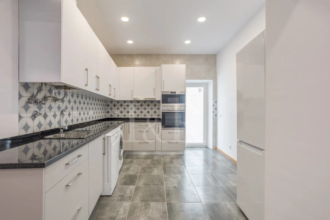 Prédio para Venda em Évora (São Mamede, Sé, São Pedro e Santo Antão) Foto 17