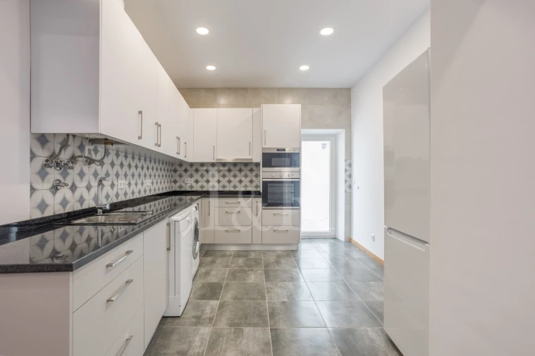 Prédio para Venda em Évora (São Mamede, Sé, São Pedro e Santo Antão) Foto 17