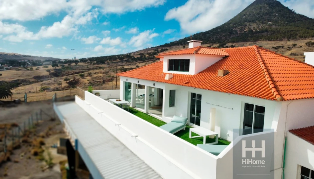 Moradia T4 para Venda em Porto Santo Foto 4