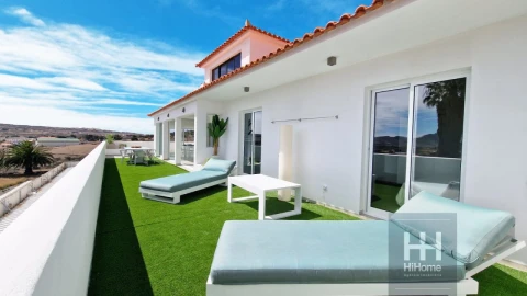 Moradia T4 para Venda em Porto Santo