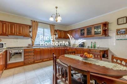 Moradia T3 para Venda em São Martinho