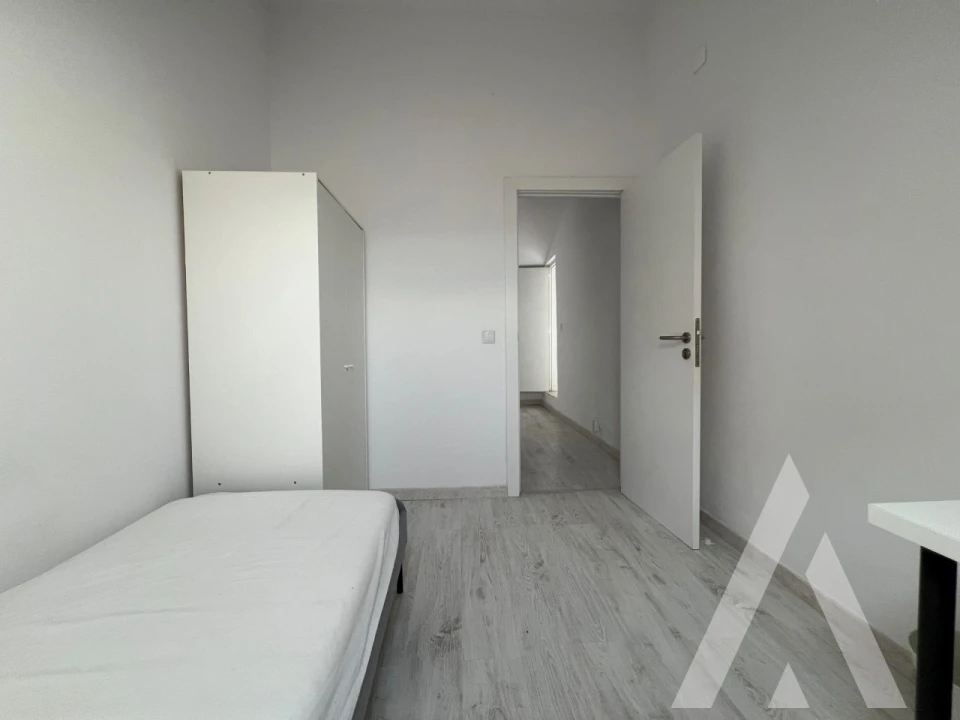 Moradia T9 para Venda em Ajuda Foto 15