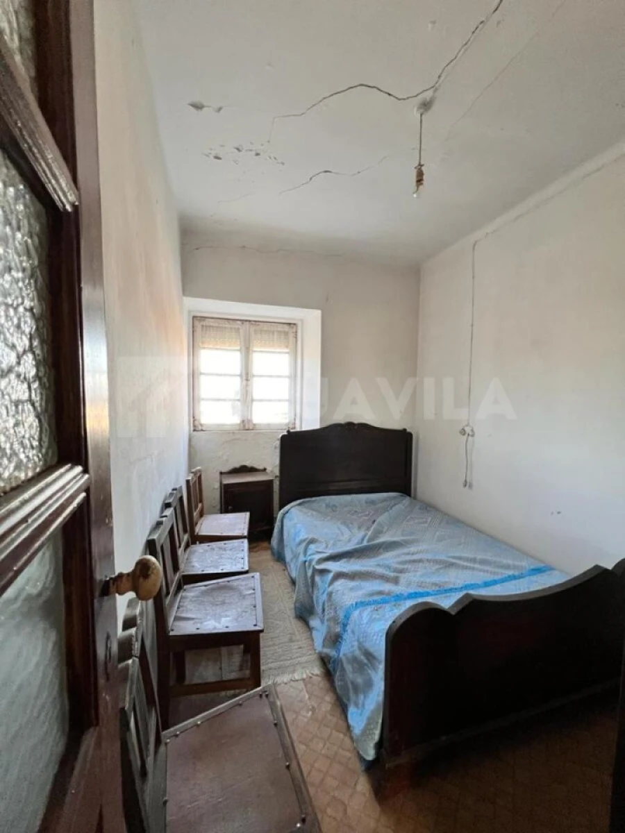 Moradia T2 para Venda em Gondarem Foto 10