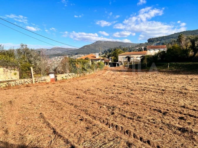 Moradia T2 para Venda em Gondarem Foto 21