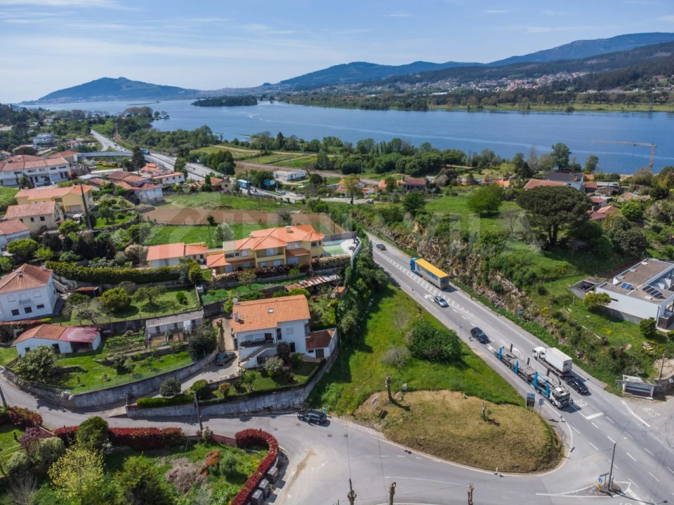 Terreno para Venda em Gondarem Foto 3