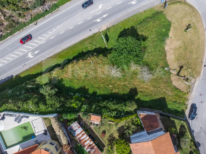 Terreno para Venda em Gondarem Foto 5