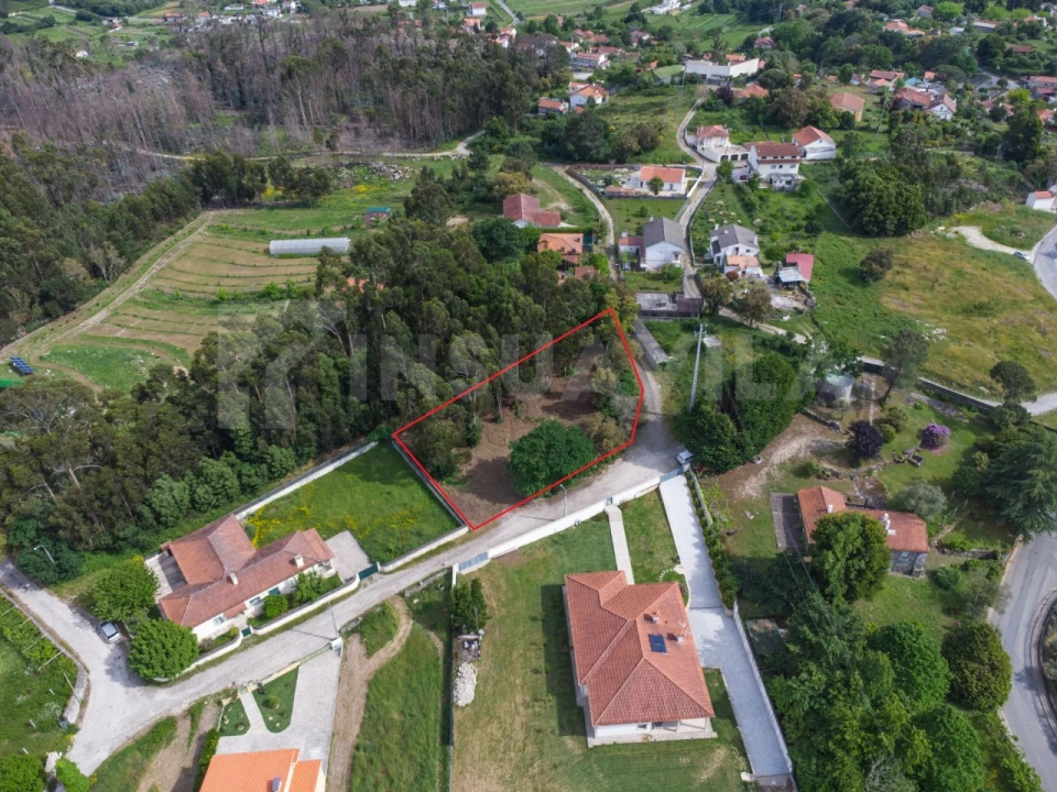 Terreno para Venda em Vilar de Mouros Foto 1