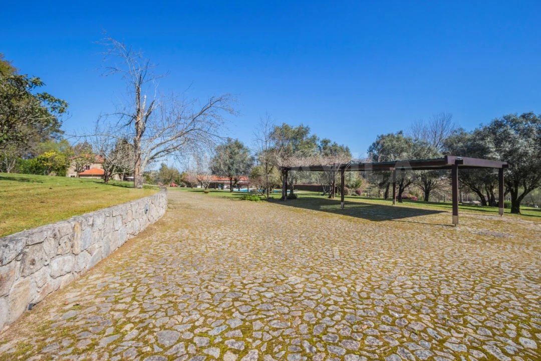 Quinta T4 para Venda em São Julião e Silva Foto 42