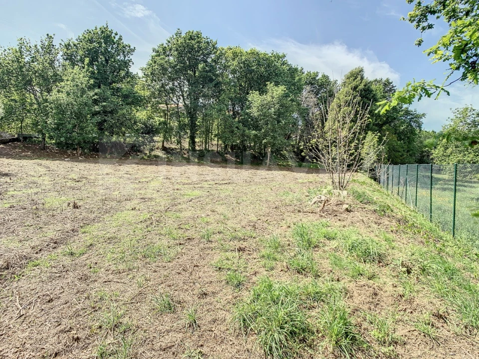 Terreno para Venda em Gondarem Foto 18