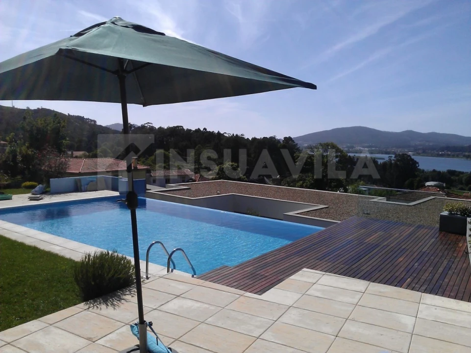 Moradia T6 para Venda em Lanhelas Foto 6