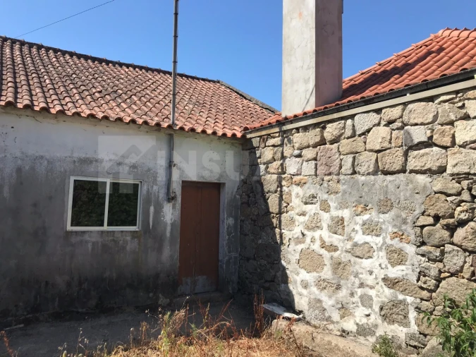 Moradia T2 para Venda em Sopo Foto 3