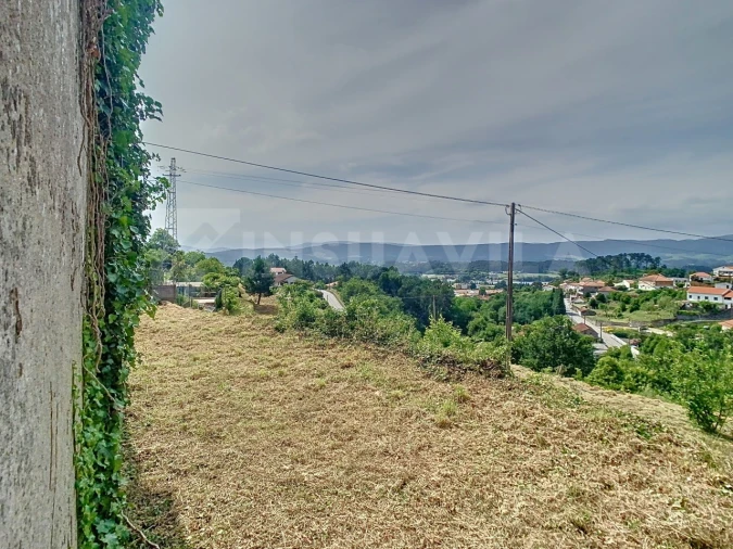 Moradia T3 para Venda em Loivo Foto 10