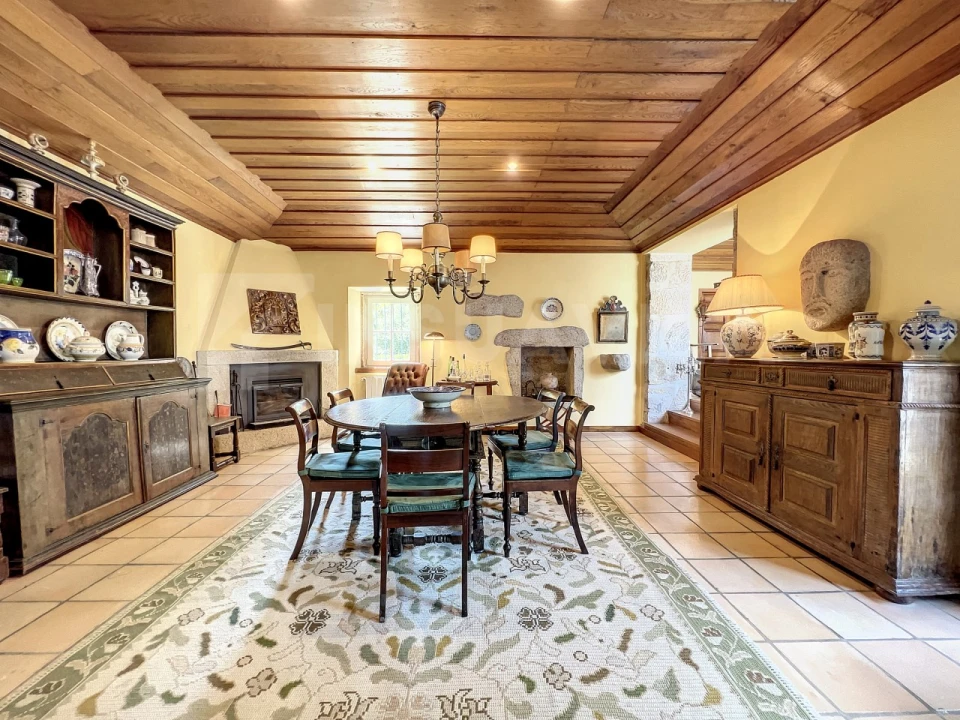 Moradia T6 para Venda em Mentrestido Foto 36