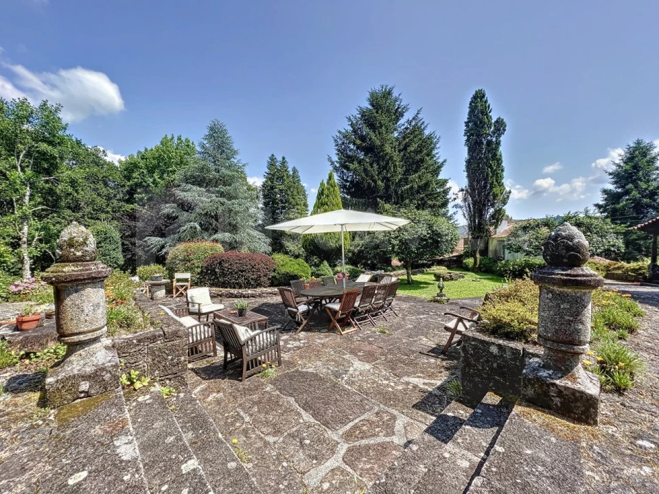 Moradia T6 para Venda em Mentrestido Foto 10