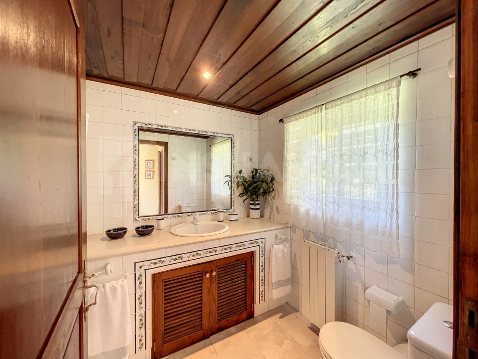 Moradia T6 para Venda em Mentrestido Foto 50