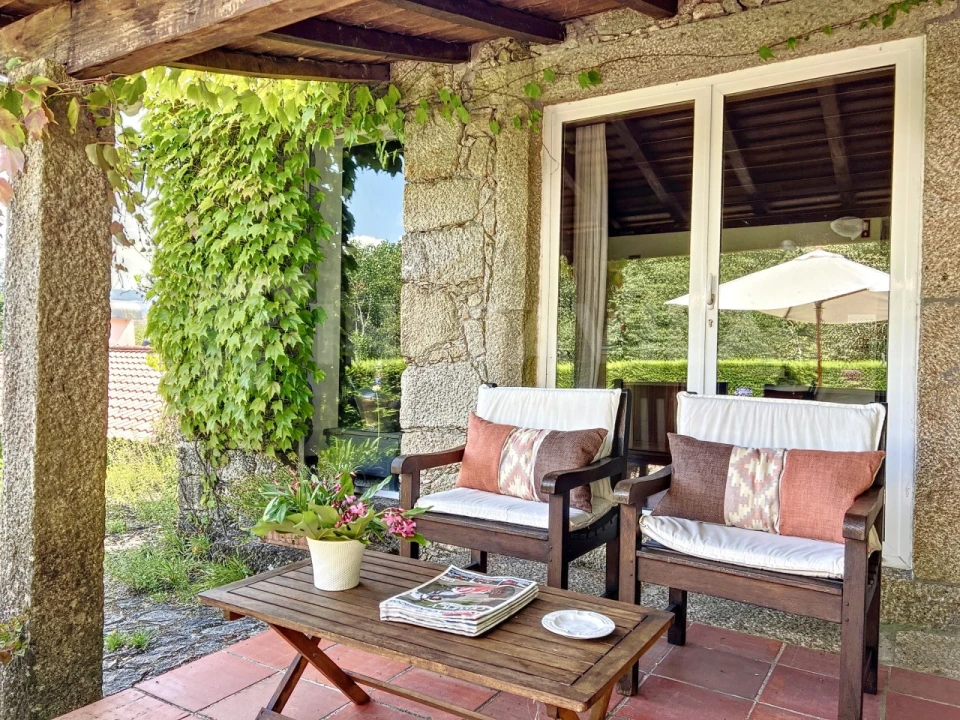 Moradia T6 para Venda em Mentrestido Foto 56