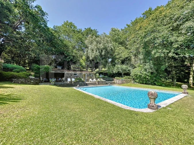 Moradia T6 para Venda em Mentrestido Foto 7