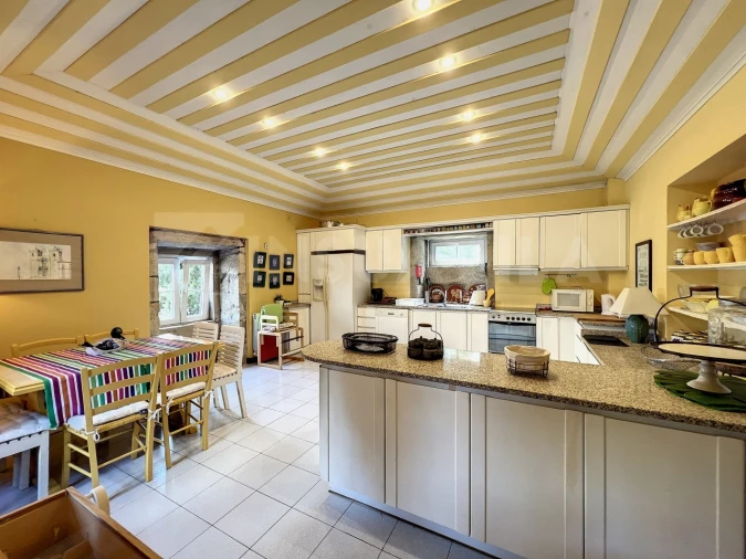 Moradia T6 para Venda em Mentrestido Foto 39