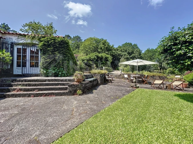 Moradia T6 para Venda em Mentrestido Foto 3