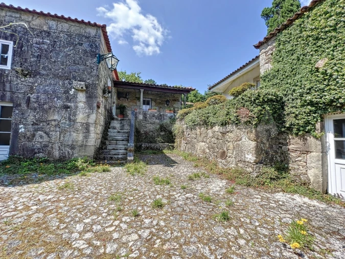 Moradia T6 para Venda em Mentrestido Foto 26