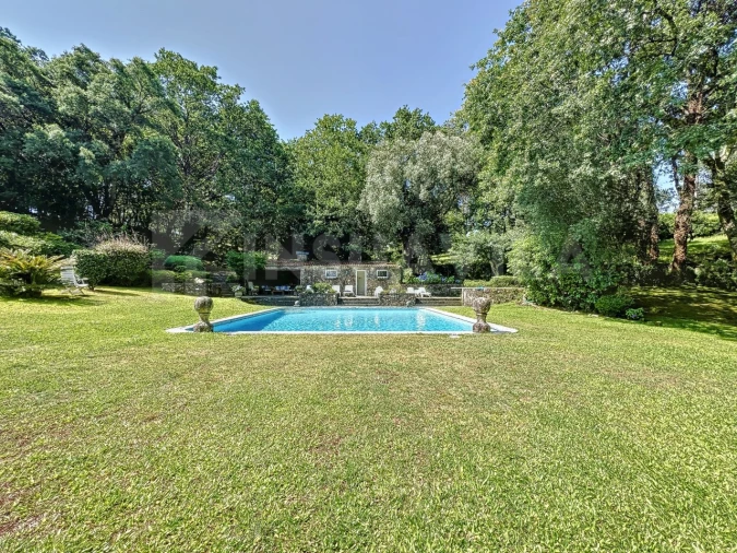 Moradia T6 para Venda em Mentrestido Foto 8