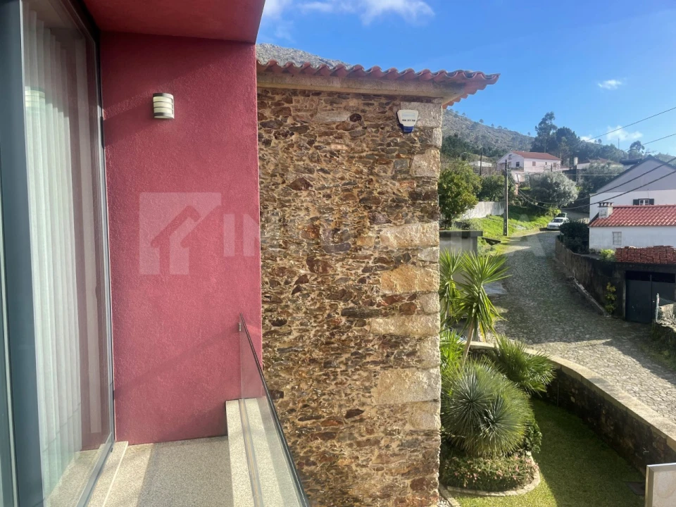 Moradia T2 para Venda em Dem Foto 7