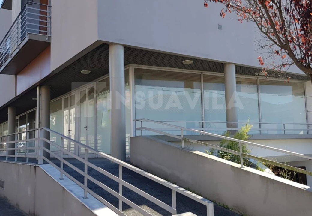 Loja para Venda em Santa Maria Maior e Monserrate e Meadela Foto 2