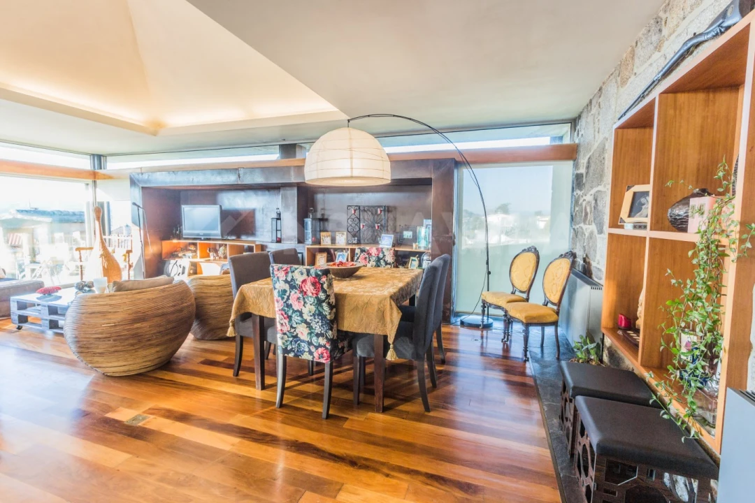 Moradia T5 para Venda em Lanhelas Foto 10