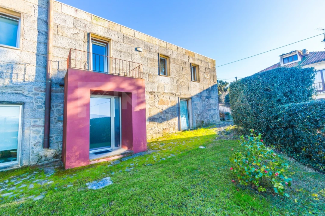 Moradia T5 para Venda em Lanhelas Foto 44