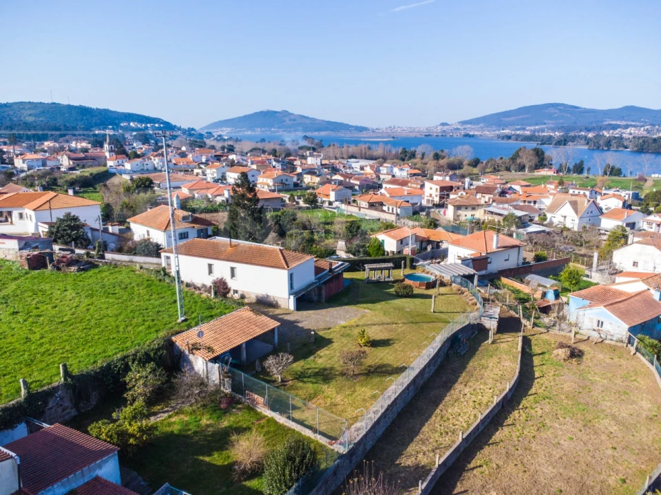 Moradia T5 para Venda em Lanhelas Foto 4