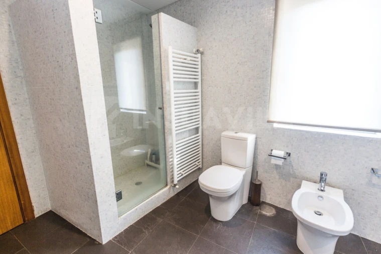 Moradia T5 para Venda em Lanhelas Foto 35