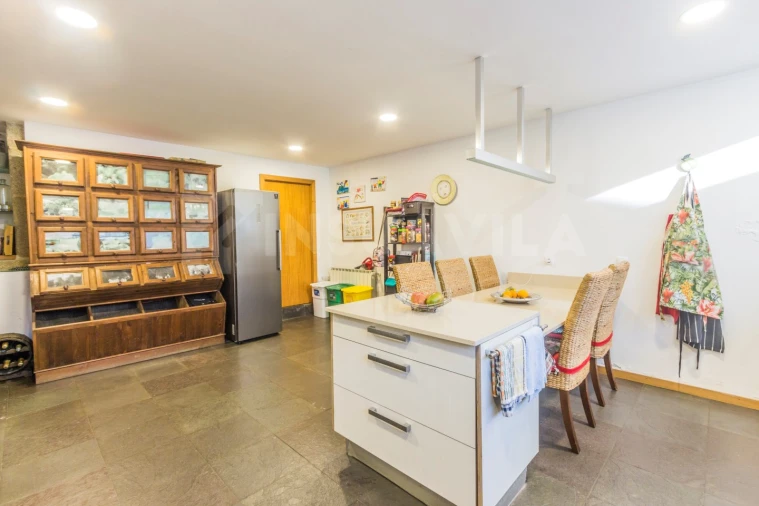 Moradia T5 para Venda em Lanhelas Foto 15