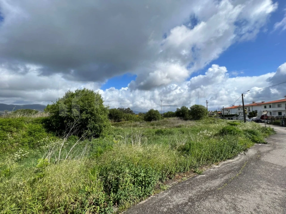 Terreno para Venda em Reboreda e Nogueira Foto 4