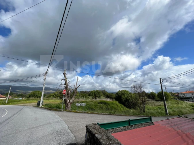 Terreno para Venda em Reboreda e Nogueira Foto 18