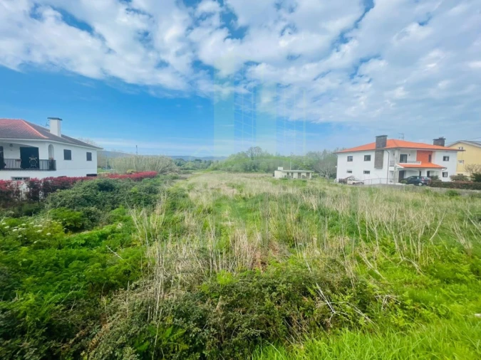 Terreno para Venda em Gondarem