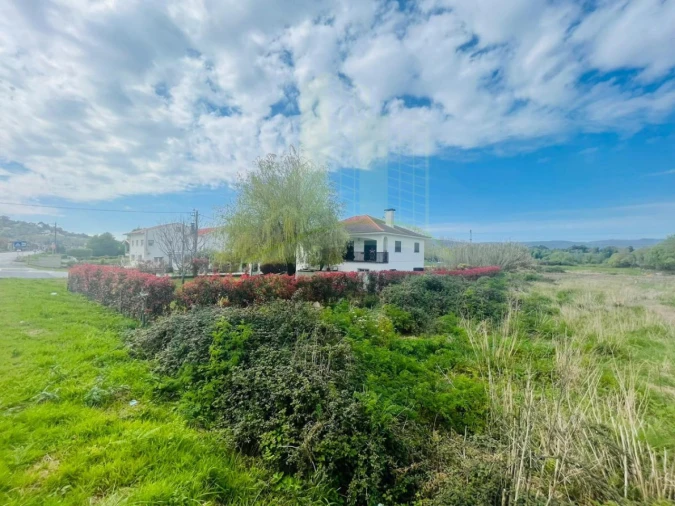 Terreno para Venda em Gondarem Foto 5