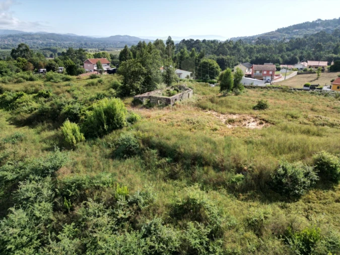 Terreno para Venda em Valença, Cristelo Covo e Arão Foto 5