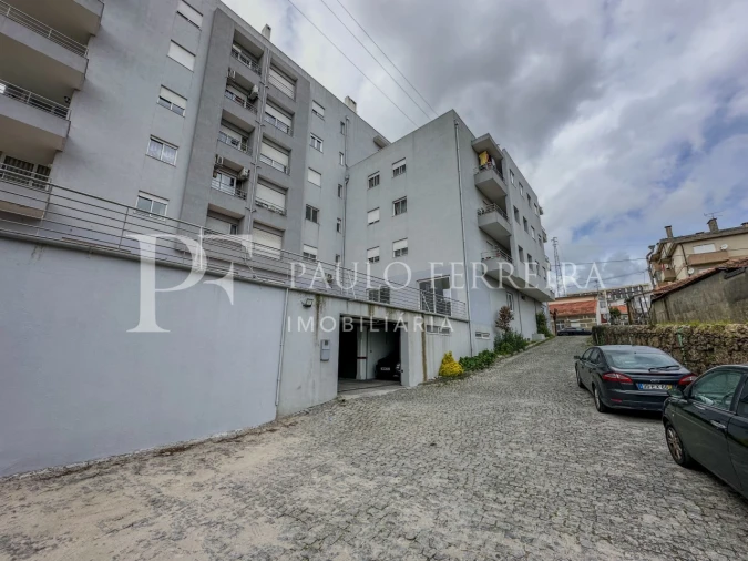 Garagem para Venda em Vila Nova de Famalicão e Calendário Foto 3