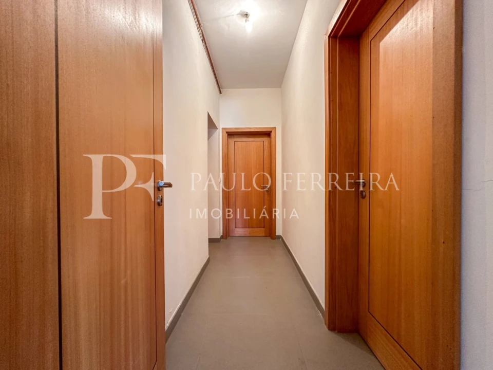 Moradia T4 para Venda em Torre de D. Chama Foto 39